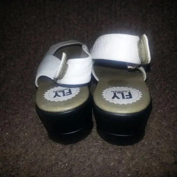 FLY LONDON-Mousse Cream Hert Platform Wedges-Leather-Sz 41-10.5M-NEW - Picture 5 of 7